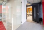 À louer de suite ou à convenir : Lumineuse arcade de 156 m² sur plusieurs niveaux
