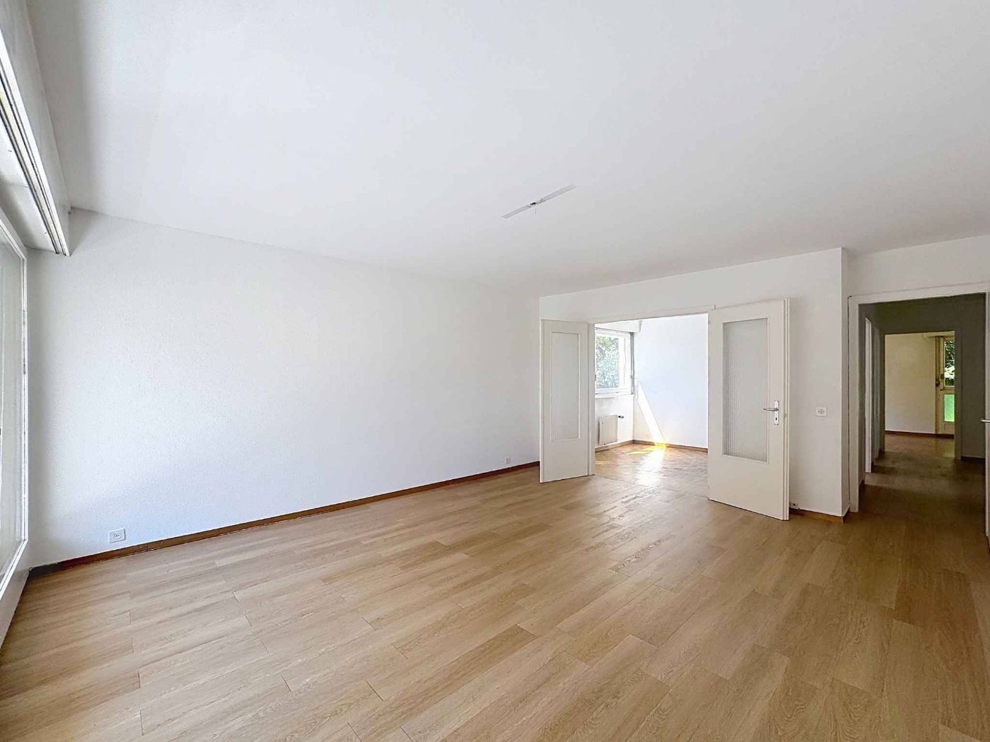4.5 p de 91 m2 à rénover – 2 balcons  + 1 Garage box
