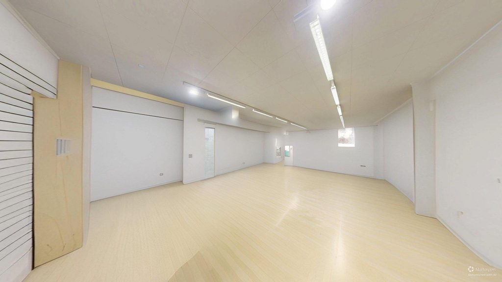 À louer – Arcade commerciale 100 m2 – Écublens