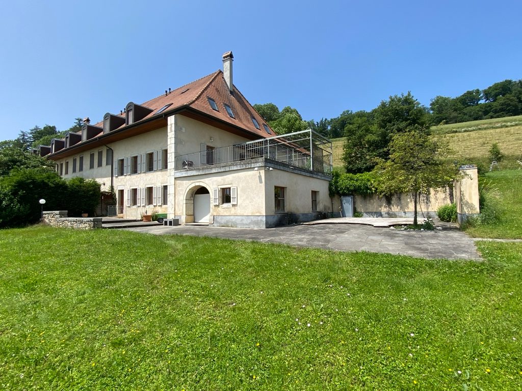 A louer, grand appartement