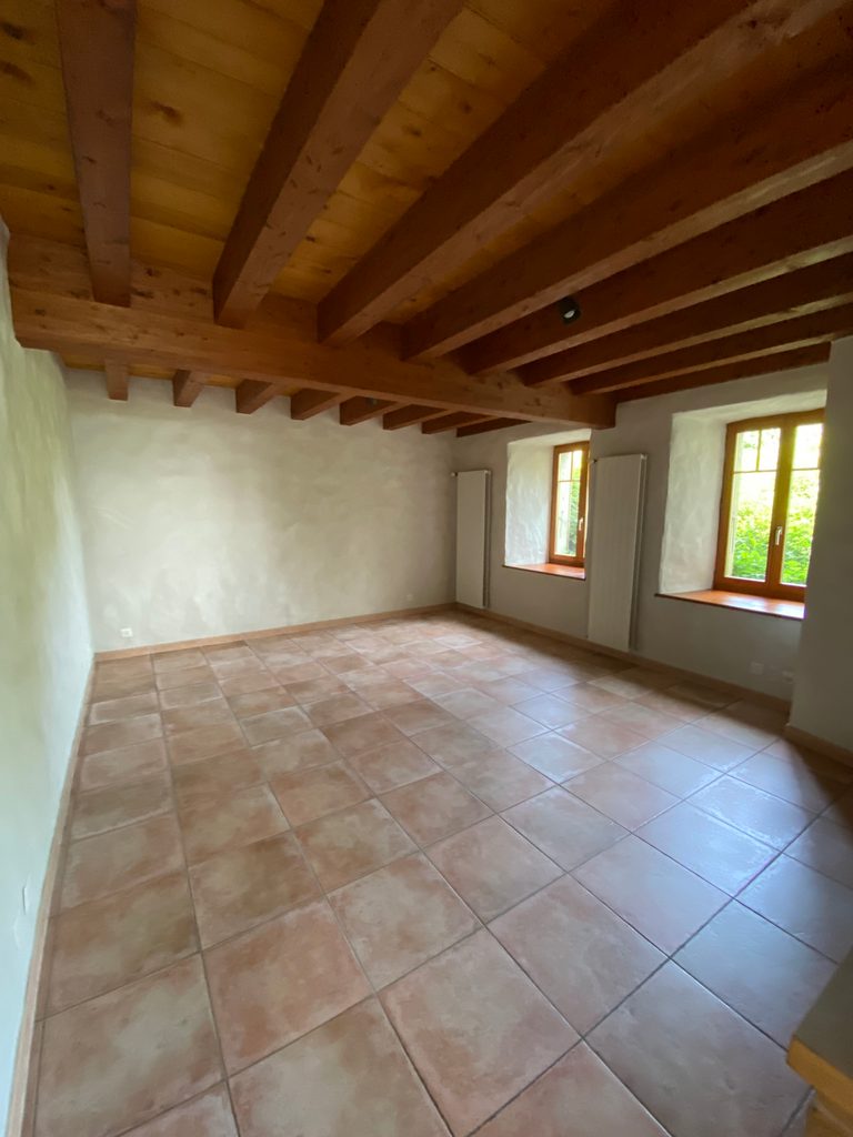 A louer, grand appartement
