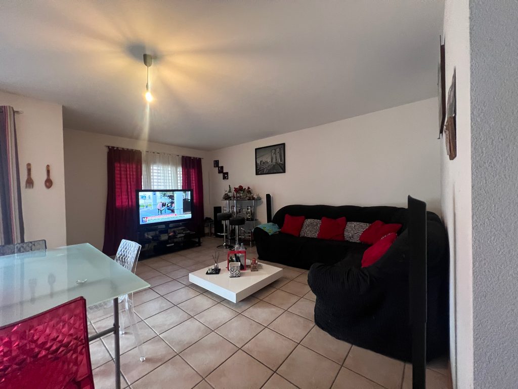 Appartement 4.5 pièces au 1er étage