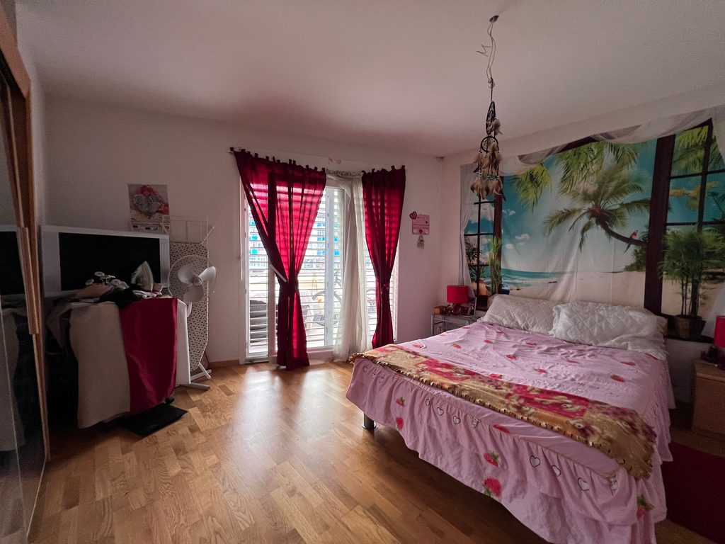 Appartement 4.5 pièces au 1er étage