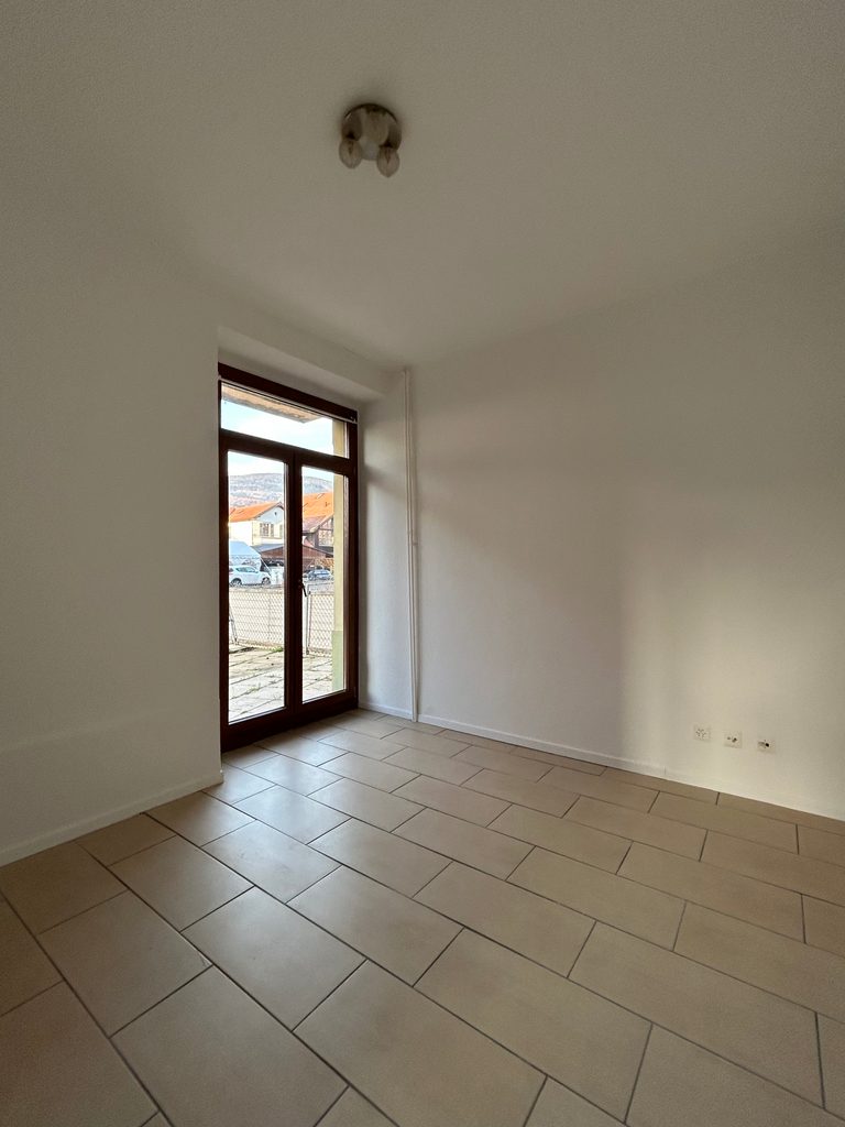 Appartement de 2.5 pièces avec Terrasse à Champagne – 1er loyer offert