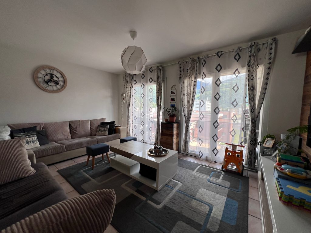 Appartement de 3.5 pièces proche de la gare de Conthey