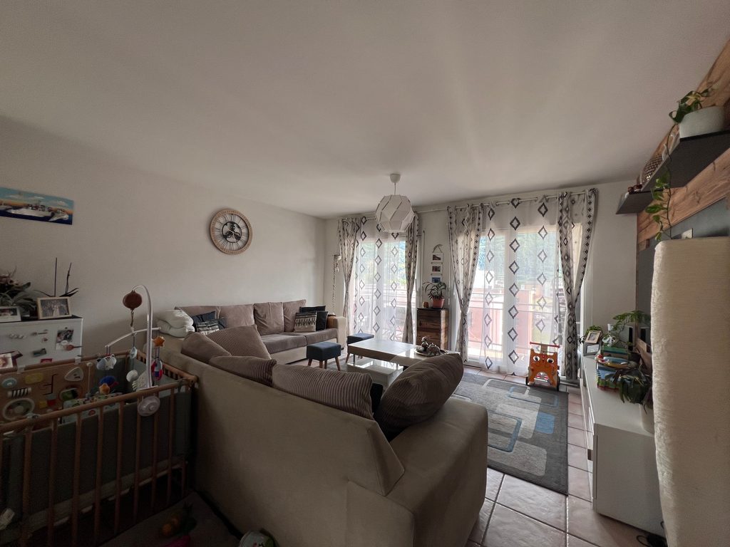 Appartement de 3.5 pièces proche de la gare de Conthey