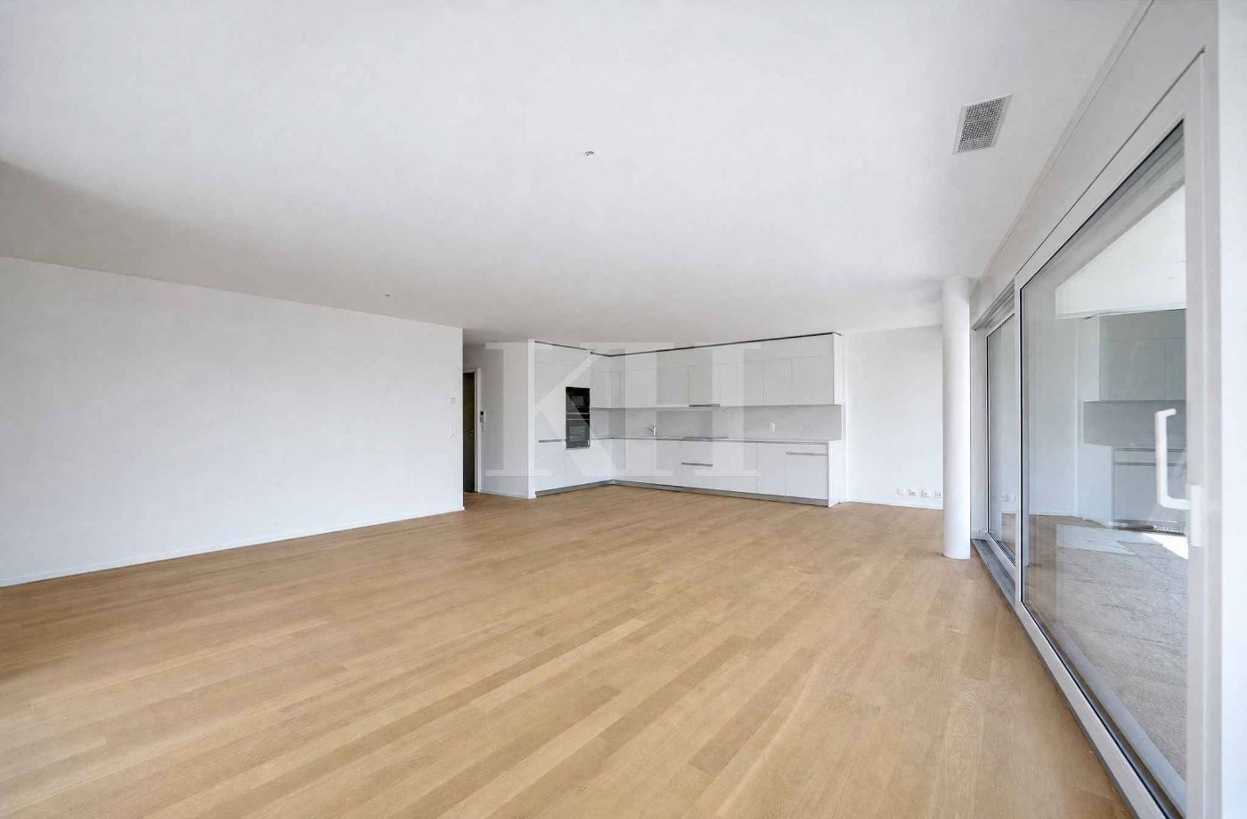 Appartement de 5,5 pièces neuf avec magnifiques finitions en rez de jardin !