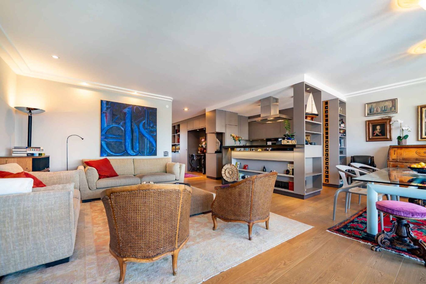 Appartement de standing 4 pièces meublé