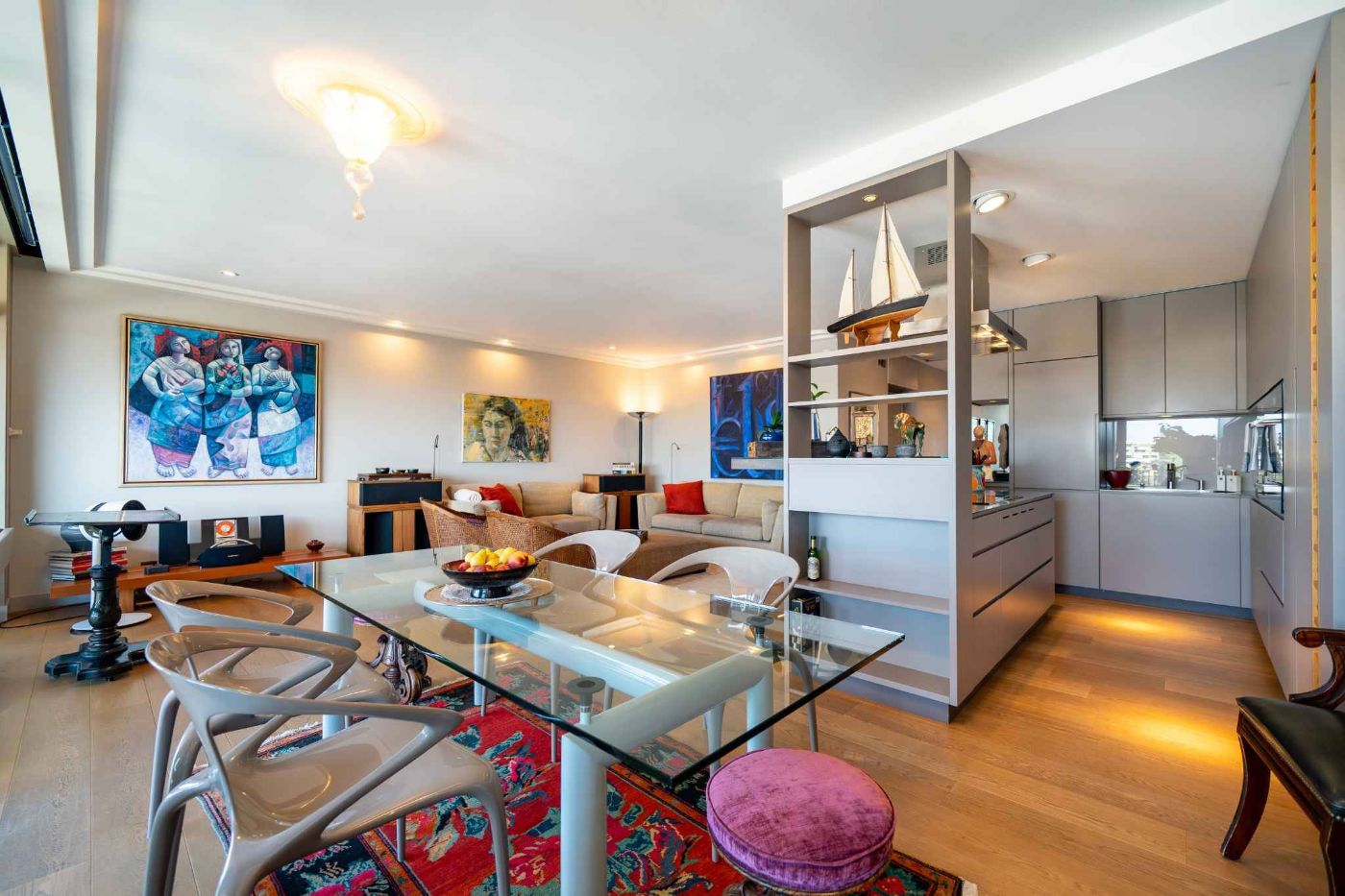Appartement de standing 4 pièces meublé