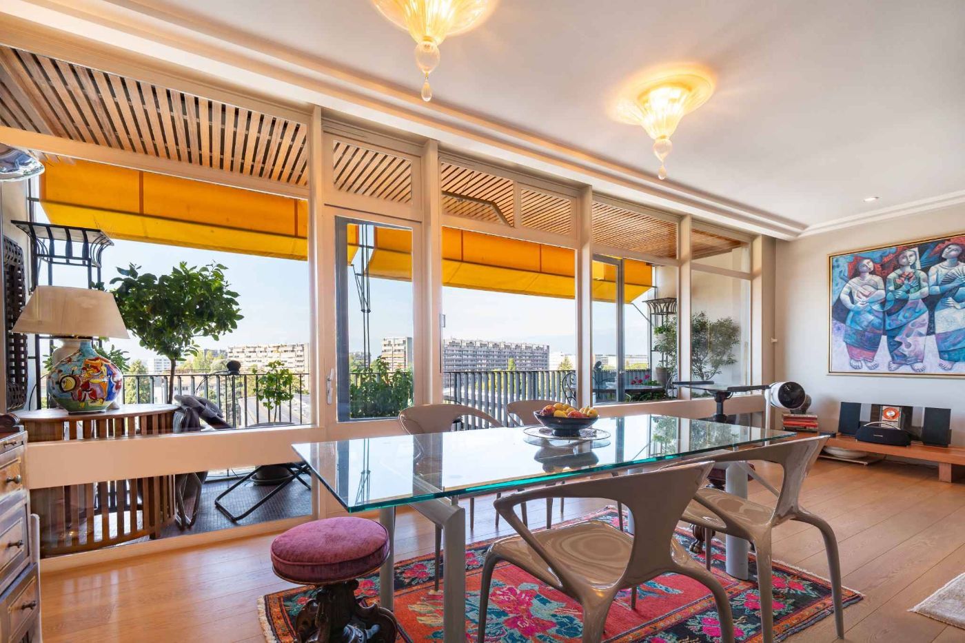 Appartement de standing 4 pièces meublé