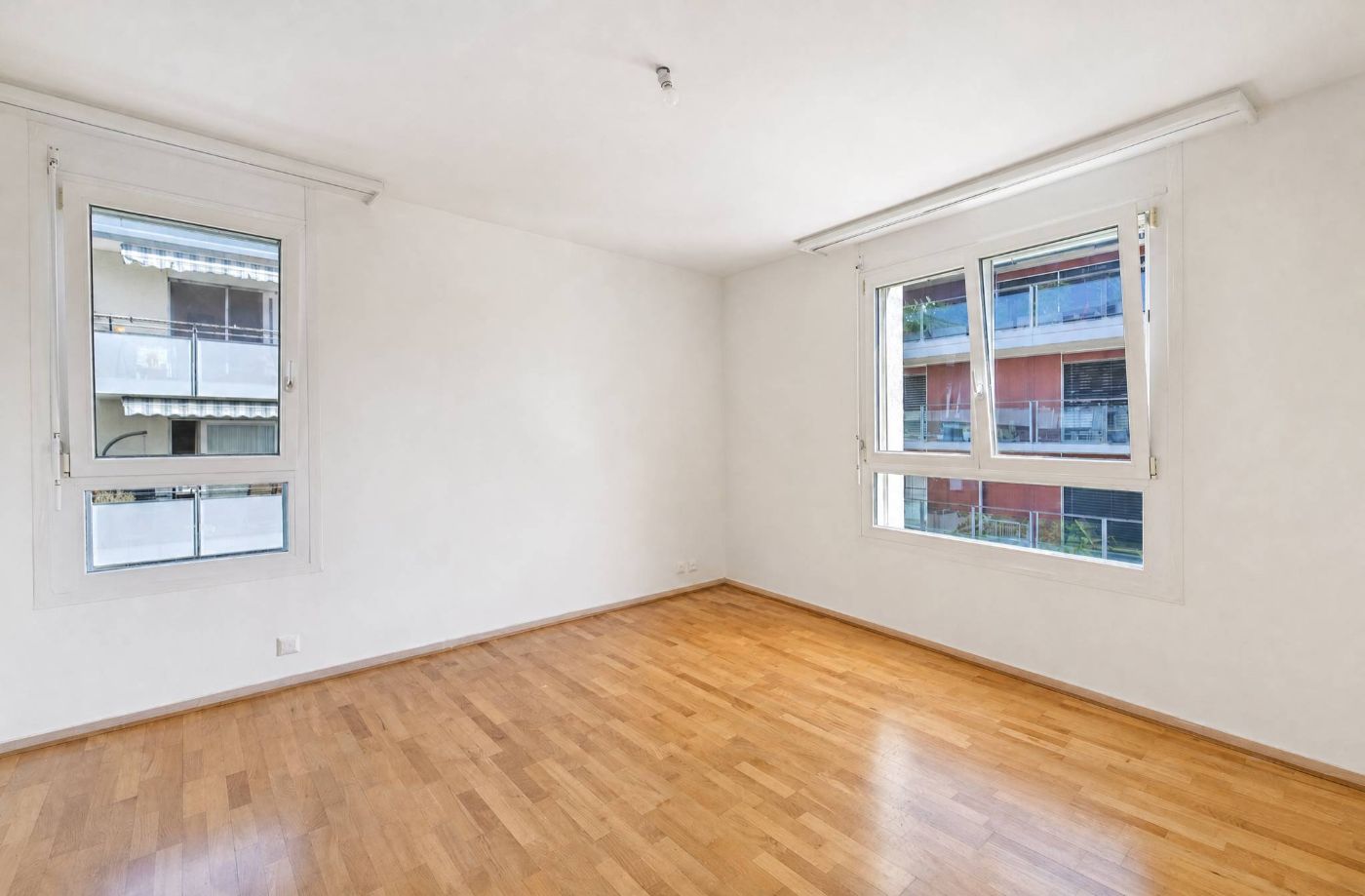 Appartement lumineux de 3,5 pièces. Proche de toutes commodités.