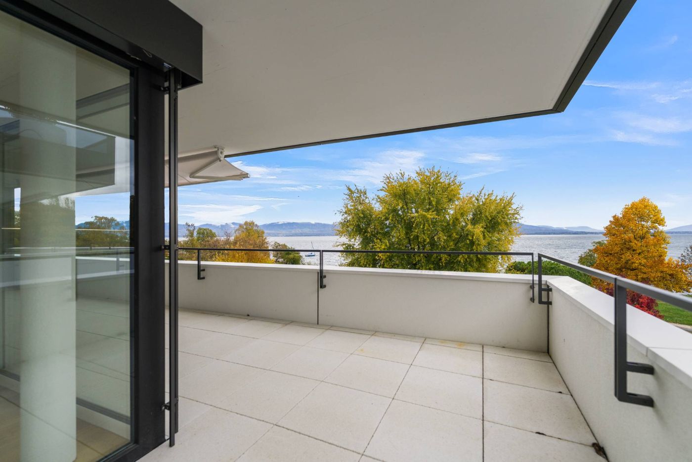 Appartement neuf de standing – 4.5 pièces en angle avec balcon de 76m² – Vue lac