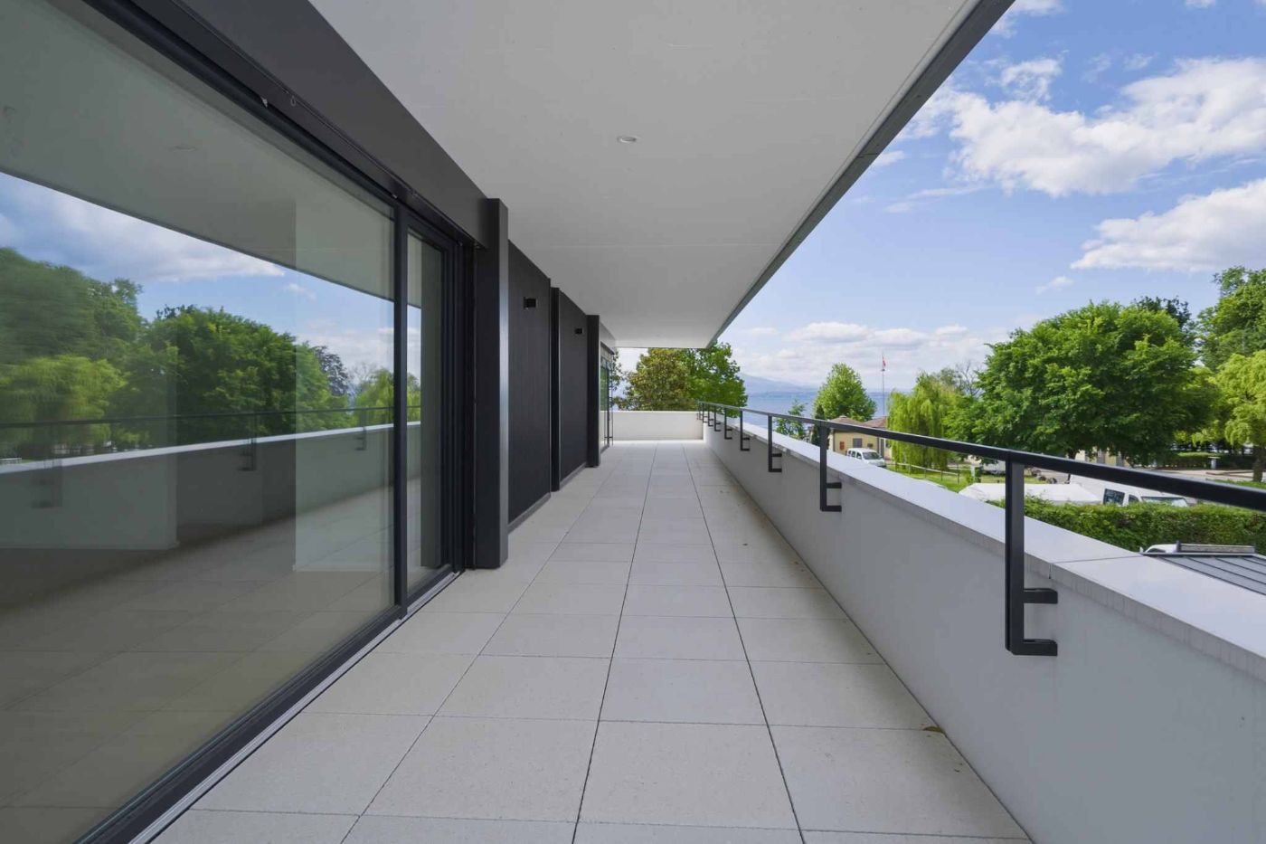Appartement neuf de standing – 4.5 pièces en angle avec balcon de 76m² – Vue lac