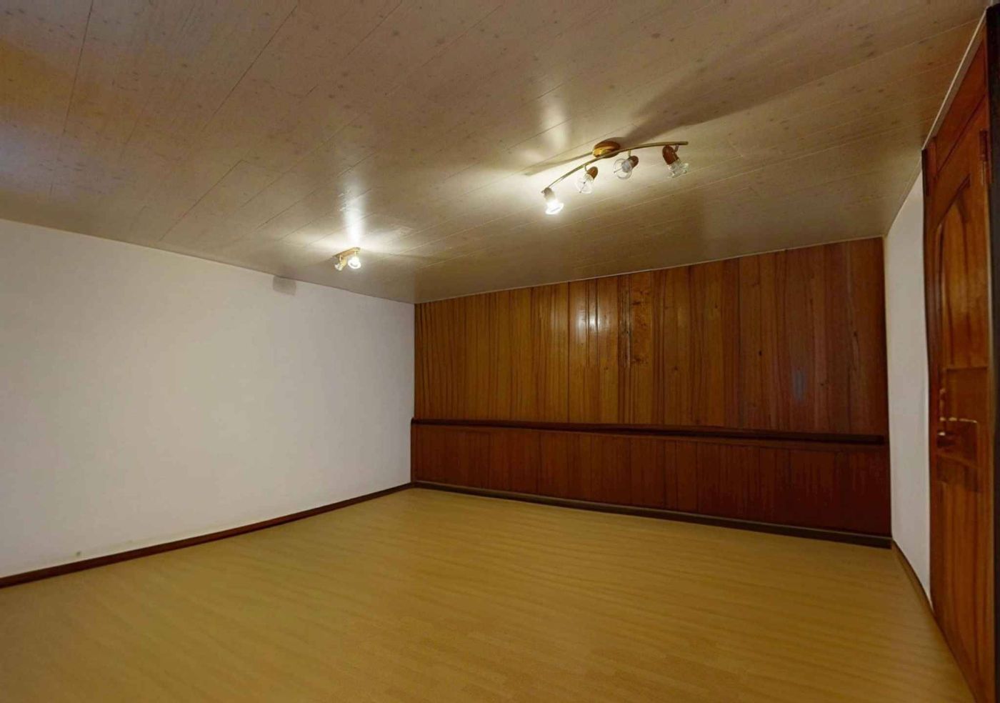 Appartement rénové avec cachet