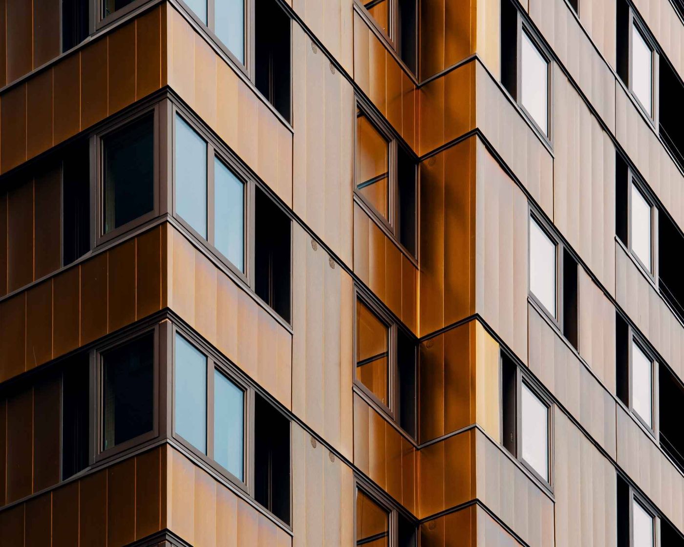 Bâtiment administratif en PPE loué à vendre