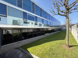 beaux-bureaux-divisibles-idealement-situes-1