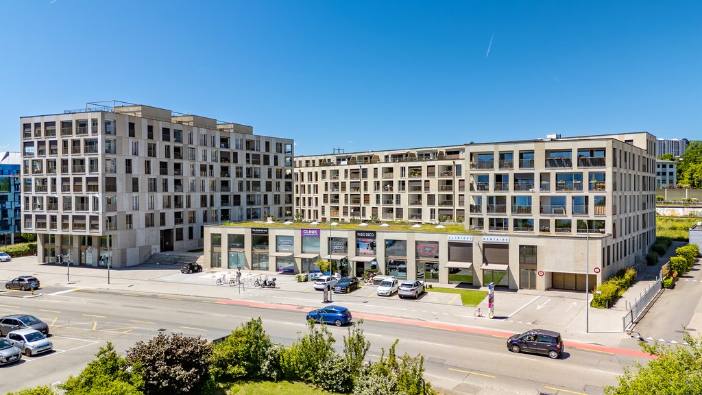 Belle arcade de 136m2 avec mezzanine, idéalement située à Morges