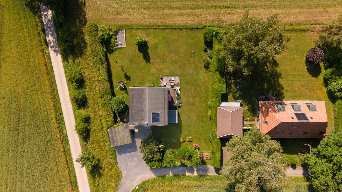 Belle maison avec vue lac et Mont-Blanc         4 chambres – Grand jardin