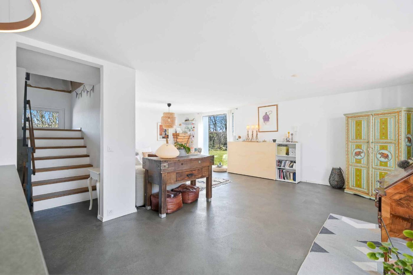 Belle maison avec vue lac et Mont-Blanc         4 chambres – Grand jardin