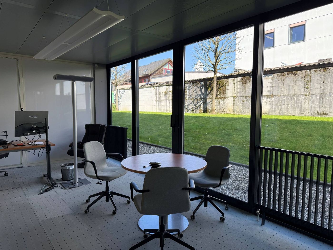 Bureau de 300m2 divisibles situés en Terre Sainte
