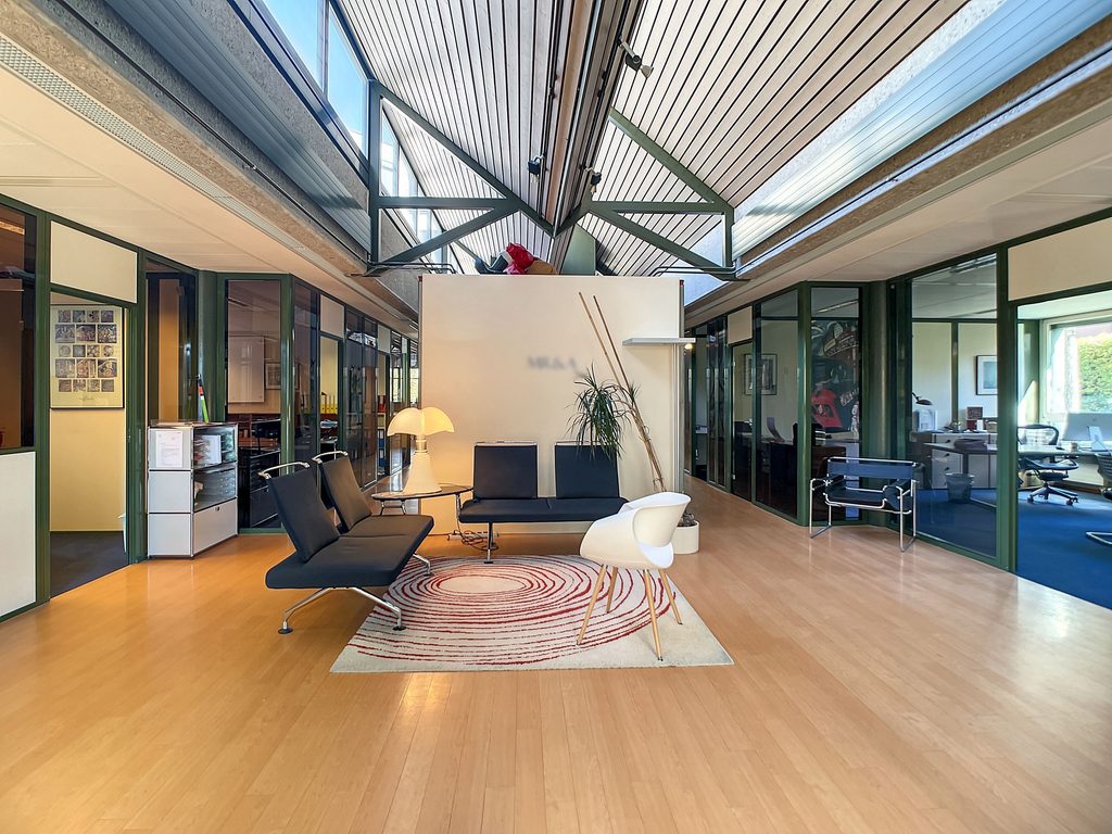 Bureau moderne sis à Nyon