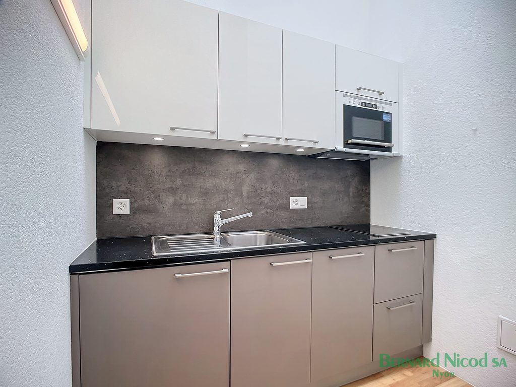 Centre-ville de Nyon, bureau de 95 m2 idéalement situé