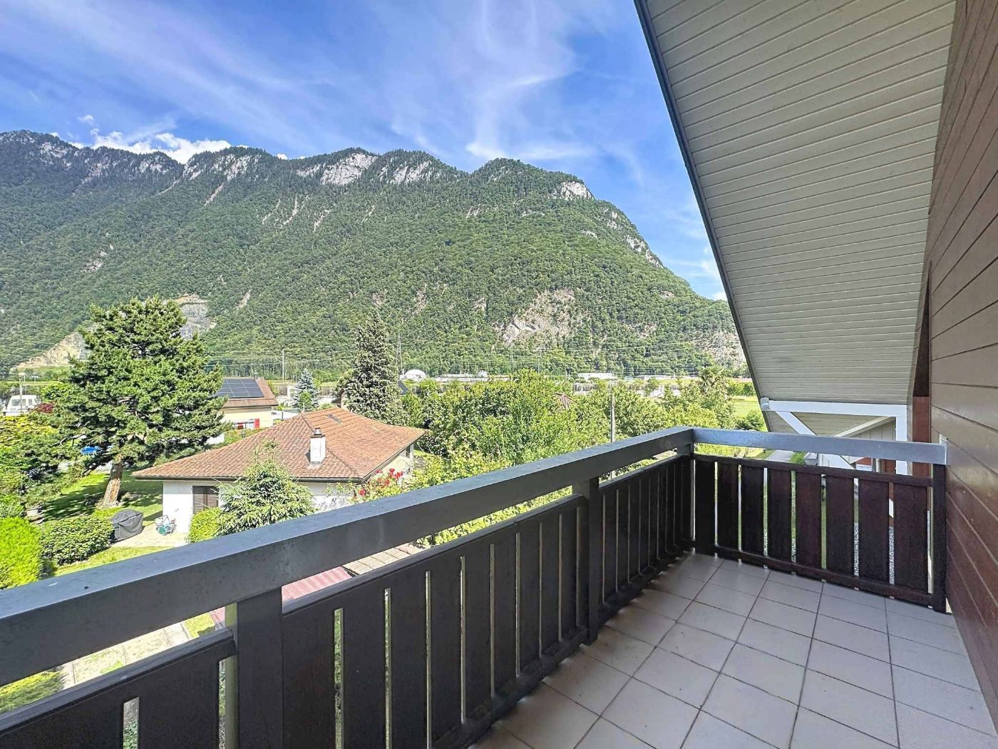 Grand 4.5 pièces de 137.7 m2 avec mezzanine et balcons couverts