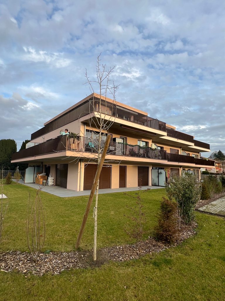 Grand dépôt à Yverdon-les-Bains