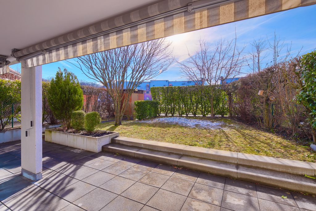 Grand logement de 6.5 pièces avec jardin