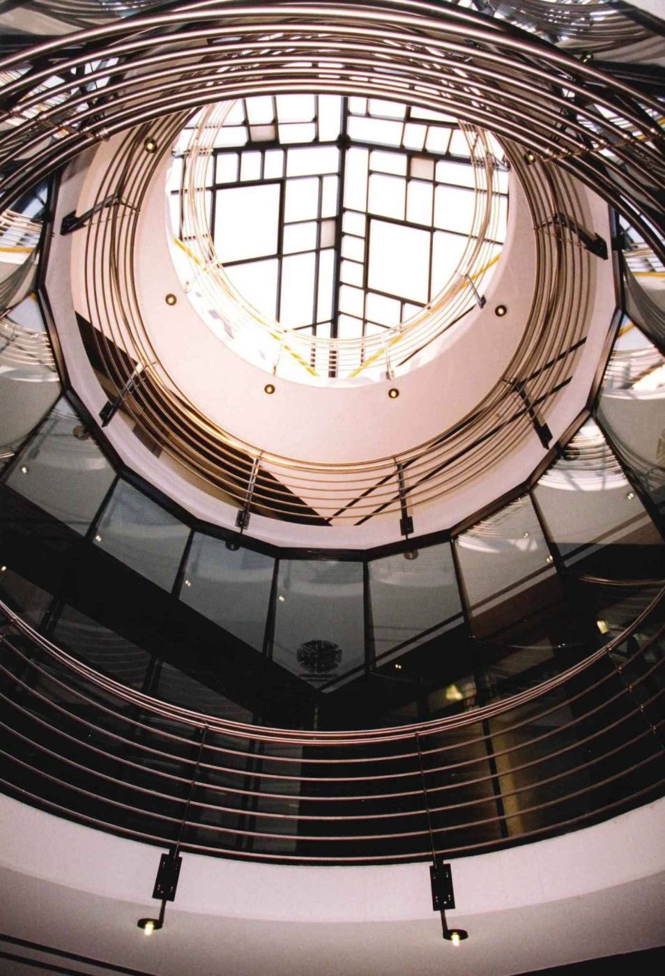 LE GRAND ATRIUM – Belles surfaces administratives de 270 m2 à 820 m2