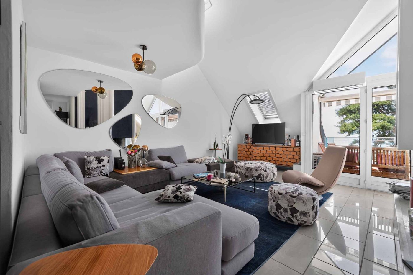 Magnifique appartement en duplex avec vue panoramique sur le lac