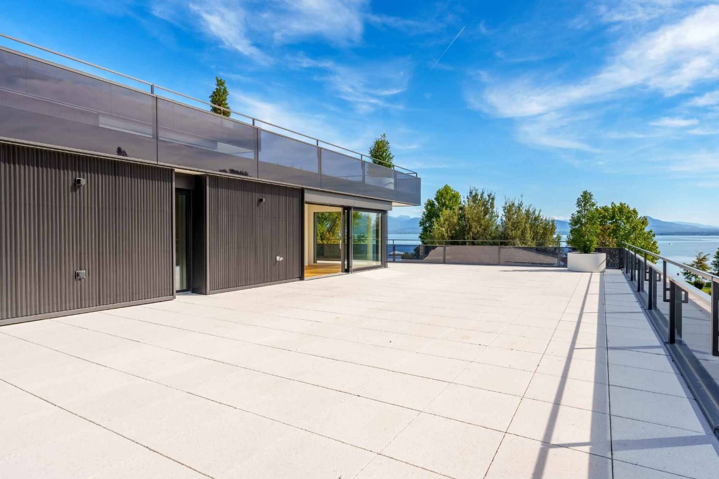 Magnifique attique neuf de 5.5 pièces – Rooftop exclusif à 360°
