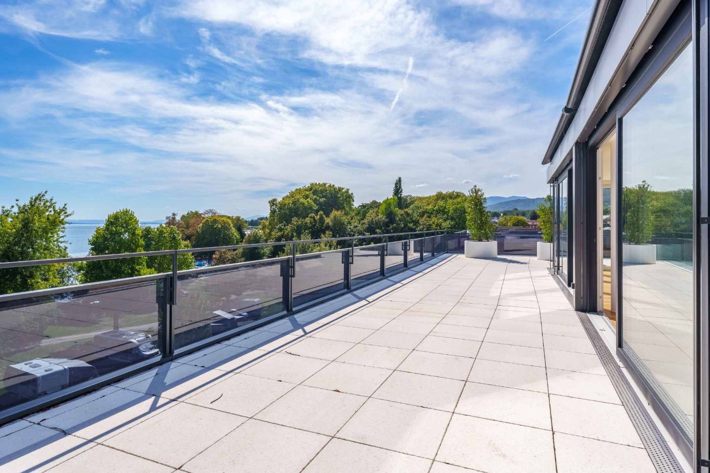 Magnifique attique neuf de 5.5 pièces – Rooftop exclusif à 360°