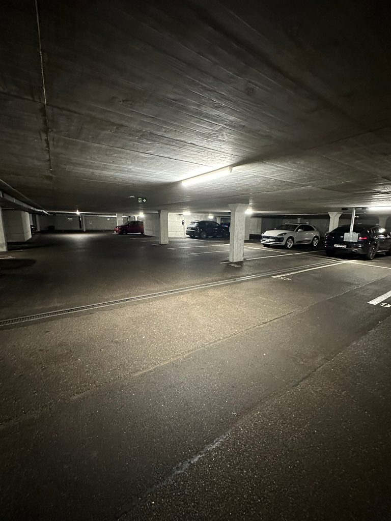 Nyon, parking intérieur proche de la gare