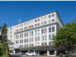 place-de-parc-interieure-a-lausanne-1-2