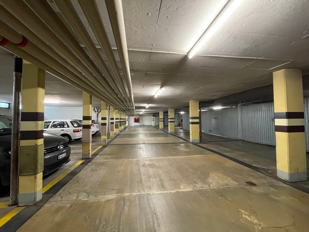 Place de parc intérieure – Mayor Vautier 32