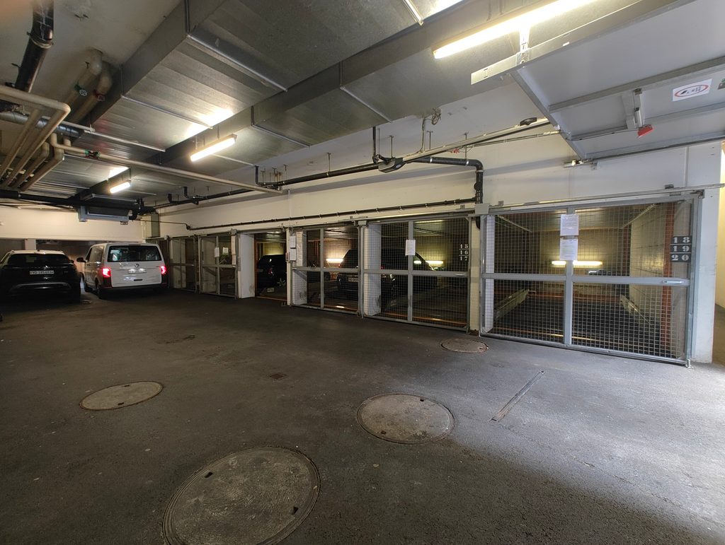 Places de parc intérieures / lift – Alpes 29