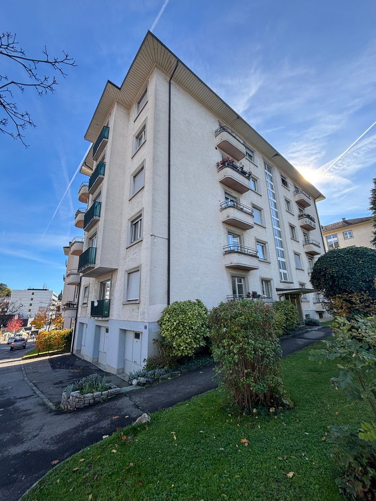 Places moto à louer – Lausanne
