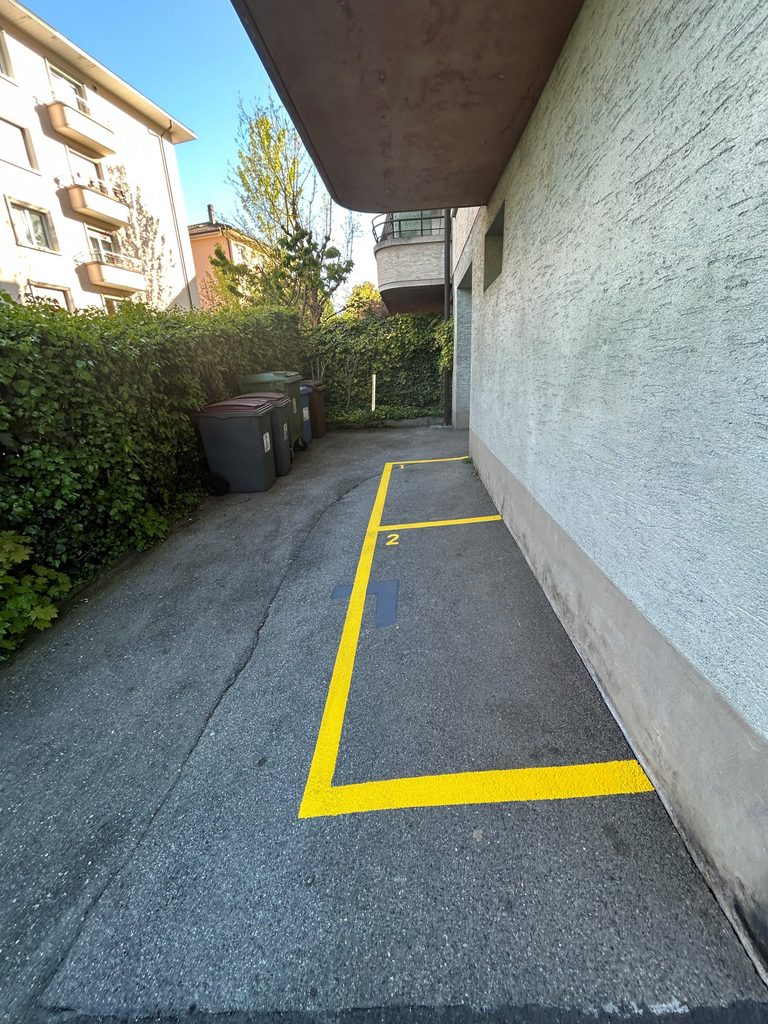 Places moto à louer – Lausanne