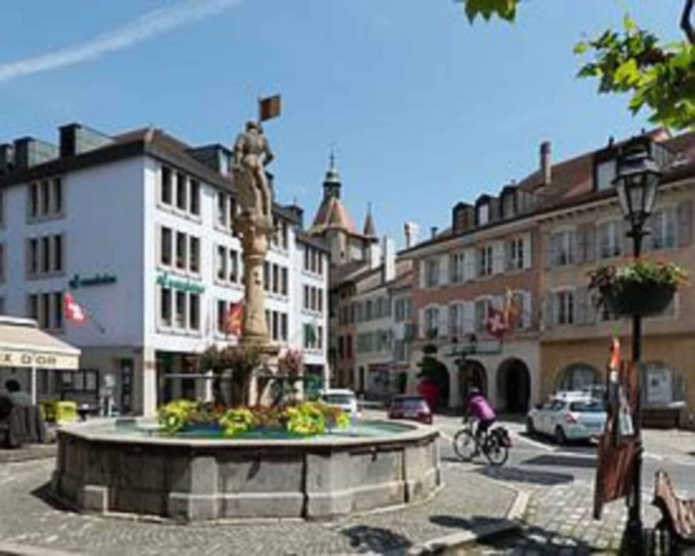 Pour obtenir la notice de vente : rita@bernard-nicod.ch