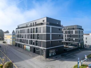 spacieuse-arcade-contemporaine-de-132-m-adaptee-a-1
