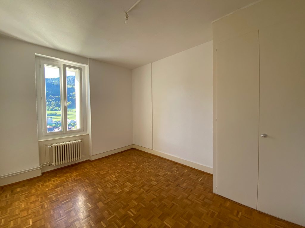 Spacieux balcon avec vue dégagée