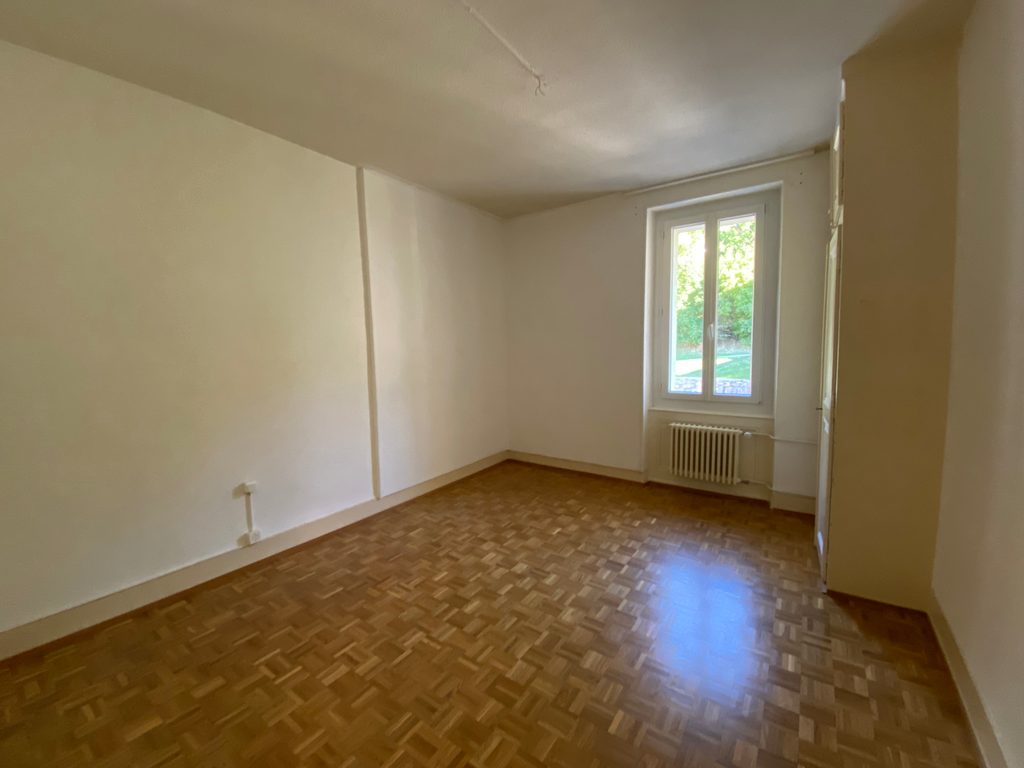 Spacieux balcon avec vue dégagée