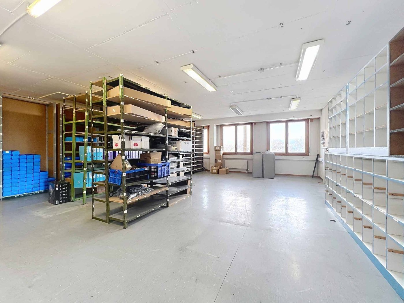 Surface administrative / artisanale de 250m2