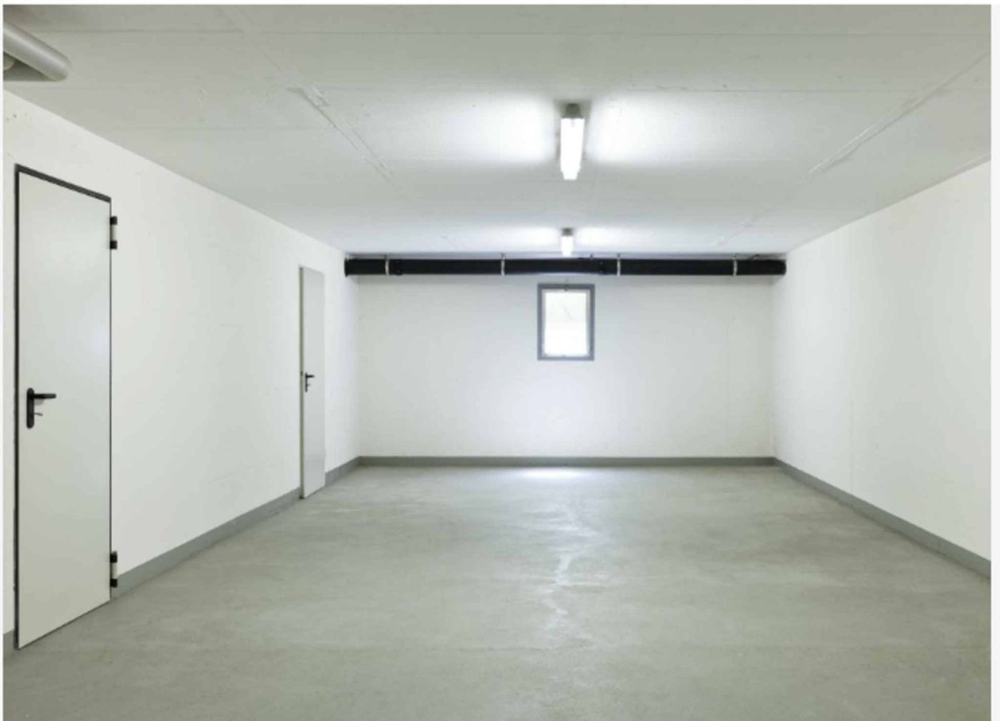 Surface de stockage sécurisée de 357 m2 au centre-ville