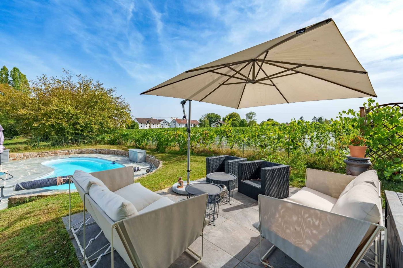 Très belle villa familiale en Terre-Sainte