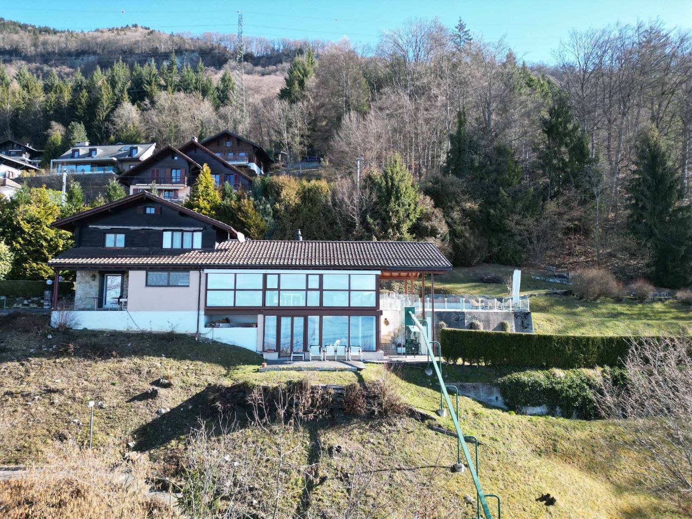 Villa de standing avec panorama grandiose sur le Léman