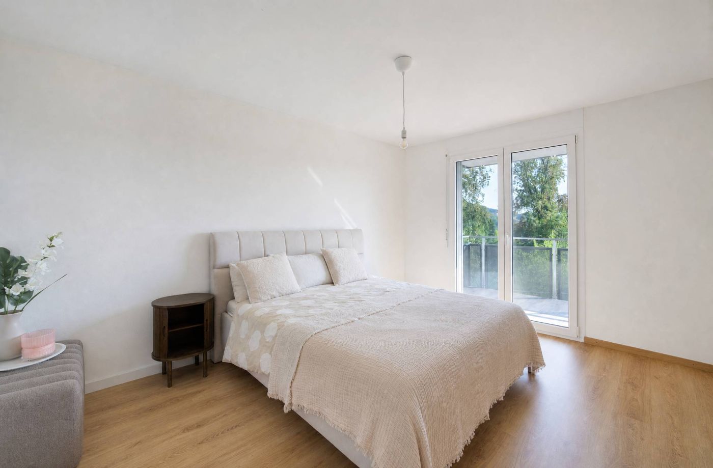 Villa mitoyenne de 5,5 pièces avec espace de jardin privatif de 200m2