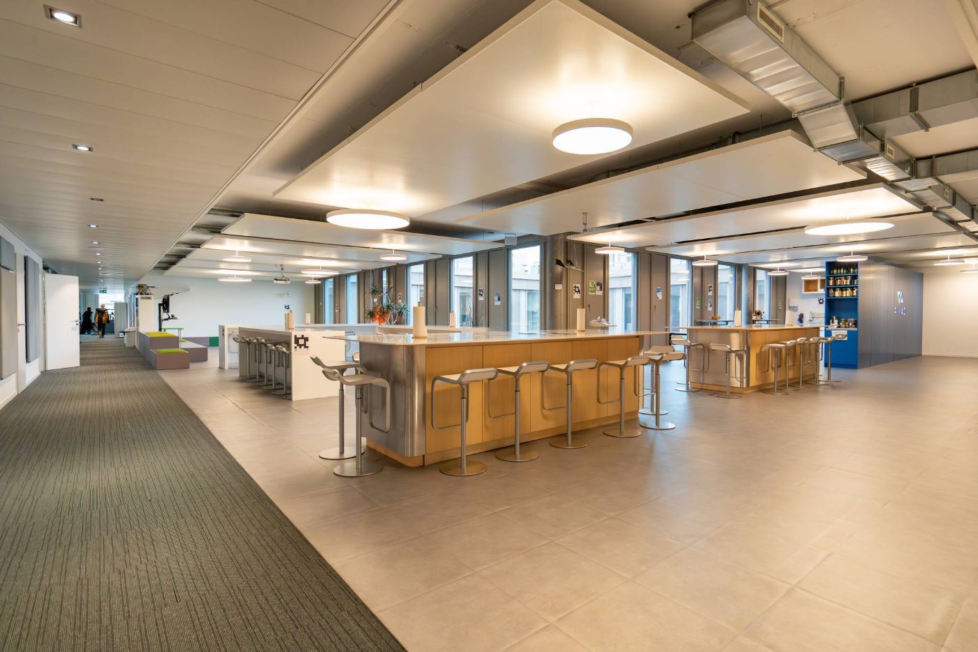 Vos bureaux au dernier étage dans le dynamique quartier de Malley