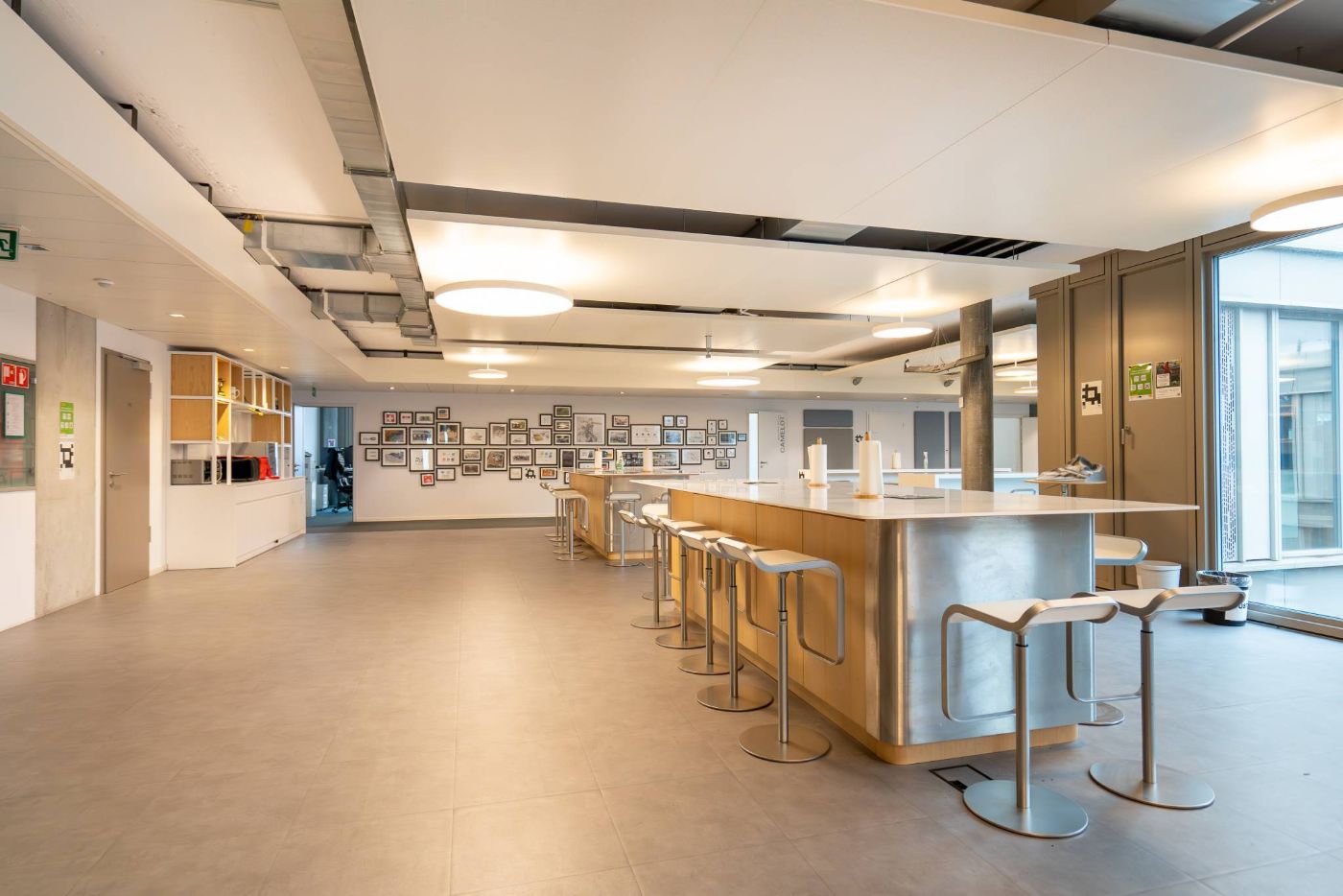 Vos bureaux au dernier étage dans le dynamique quartier de Malley